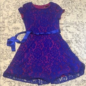 Elegant and Vibrant Leslie Fay Dress